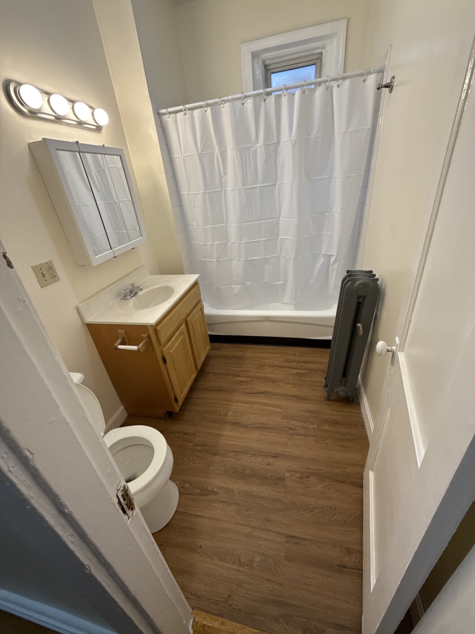 Apt 19 - 468 Park Dr
