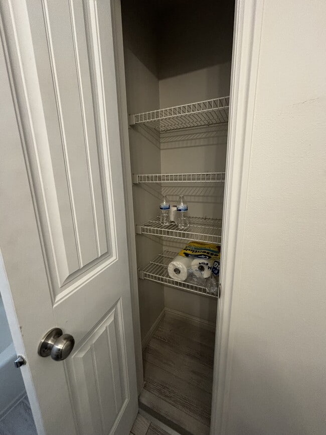 Building Photo - 4815 Levi Ln