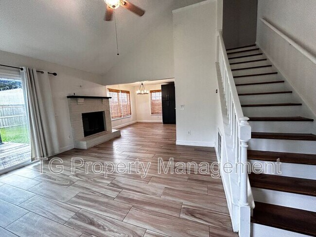 Building Photo - 430 Trout River Dr