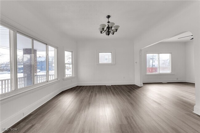 Building Photo - 430 E 149th St