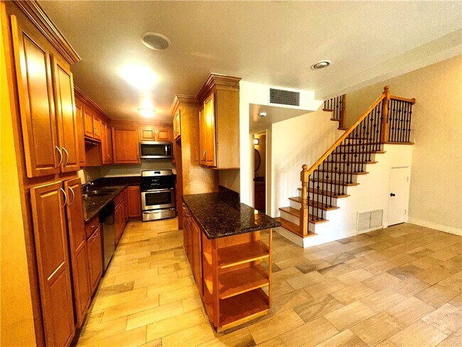 Building Photo - 9356 19th St