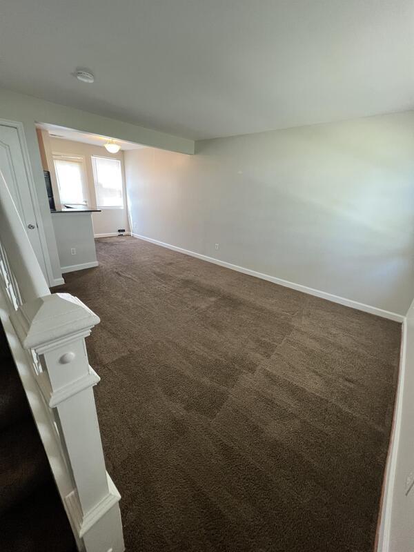 Building Photo - 6890 Hawthorne St