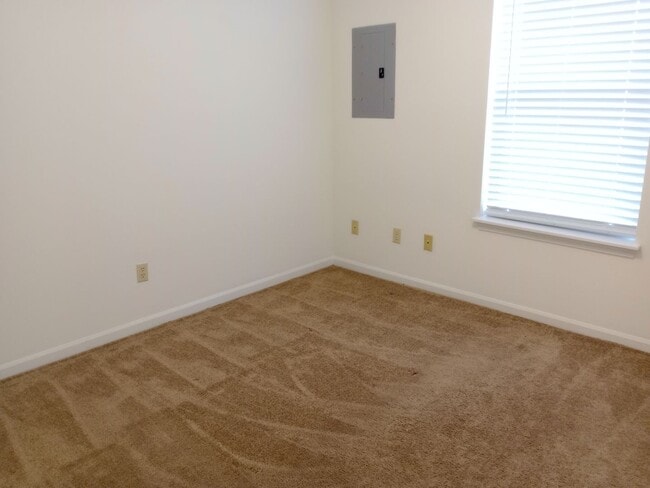 Building Photo - 3500-3502 Delmar Ct.