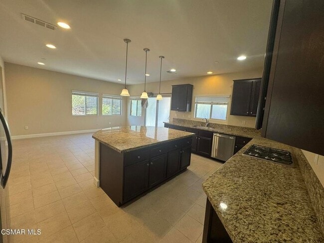 Building Photo - 7124 Baneberry Ave