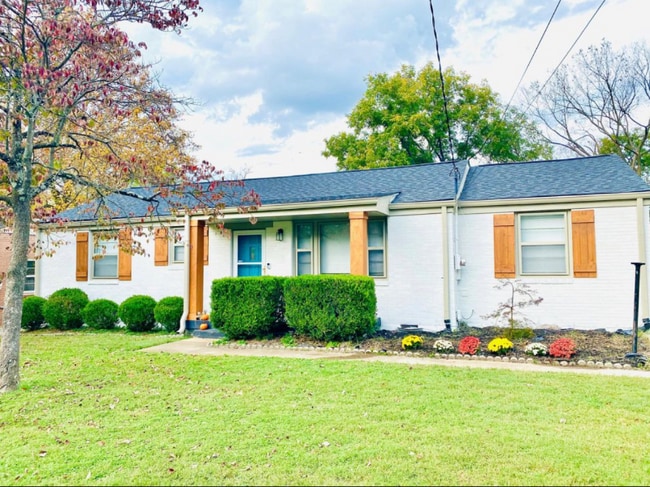 Building Photo - 2722 Wellman Dr