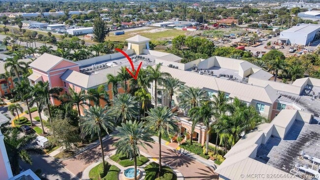 Building Photo - 802 W Windward Way