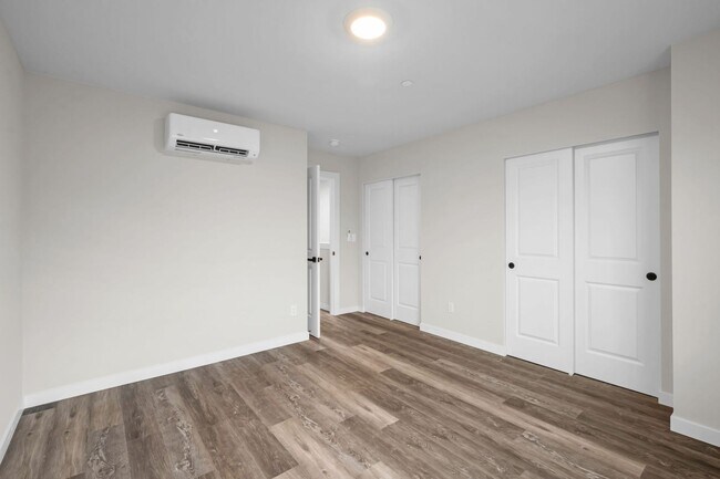 Building Photo - Brand New Luxury Townhomes in North Lynnwood!