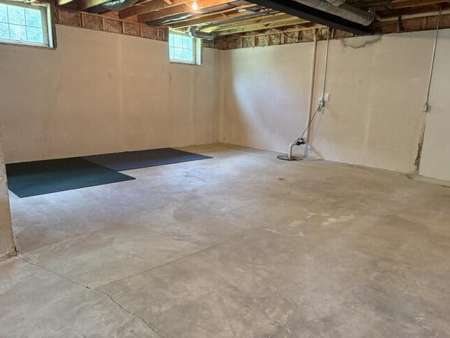 Building Photo - 5888 Villa France Ave