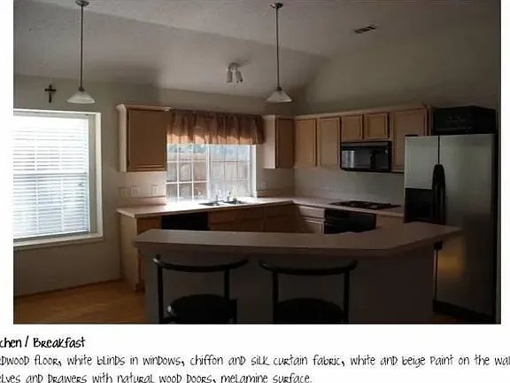 Building Photo - 5904 Cave River Dr