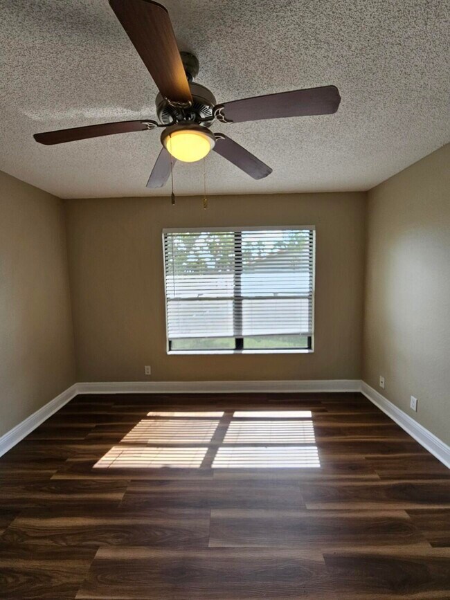 Building Photo - 1520 Windorah Way