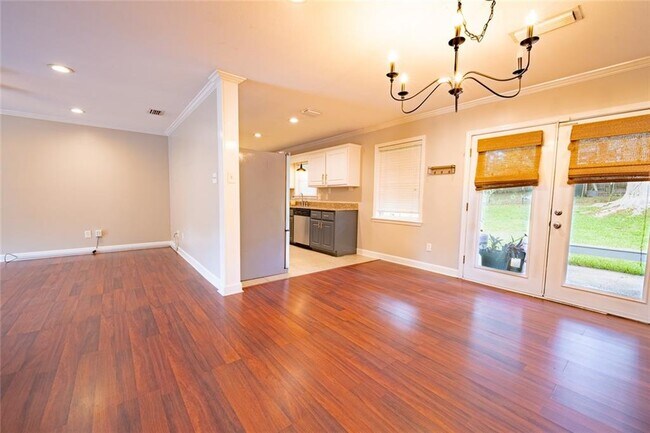 Building Photo - 5412 Timberlane Dr