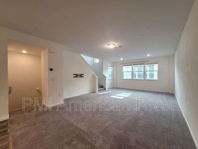 Building Photo - 4371 Garonne Walk