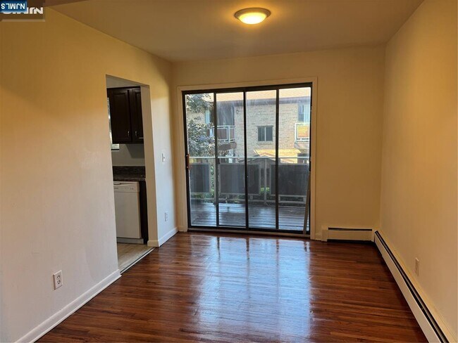 Building Photo - 107 Bellgrove Dr