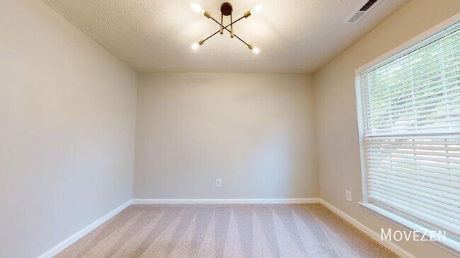 Building Photo - 5008 Alamo Ct