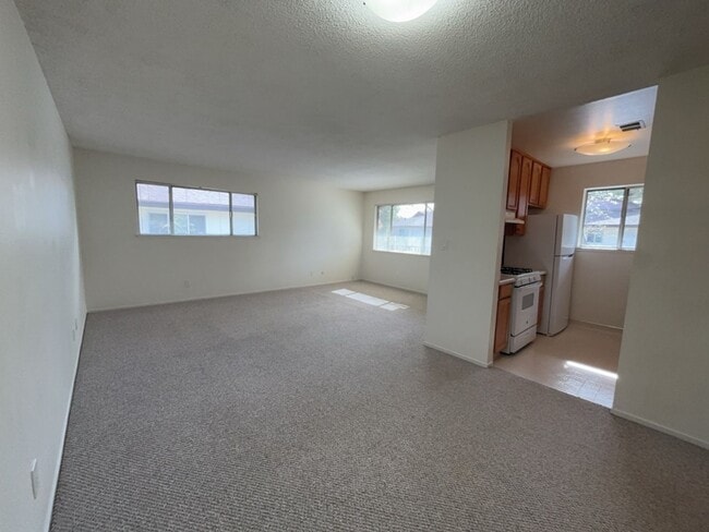 Building Photo - North Davis two bedroom available now!