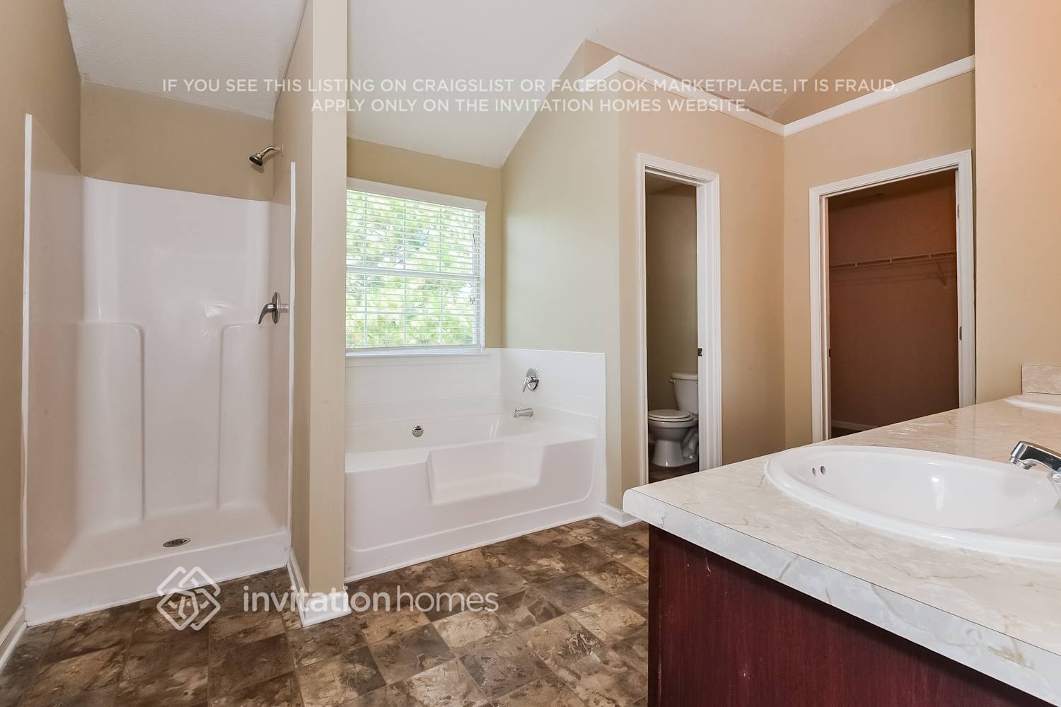 Building Photo - 5565 Platte Dr