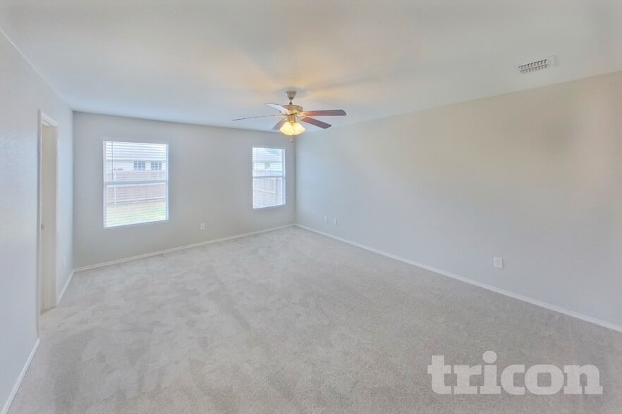 Building Photo - 1412 Royal Meadows Tr