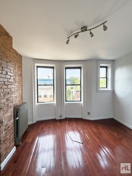 Building Photo - PROSPECT PLACE / 1-Bedroom, 1-Bathroom