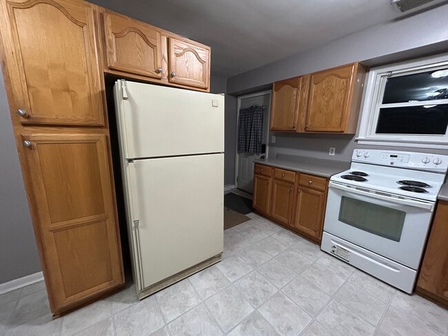 Building Photo - 938 Allen Rd