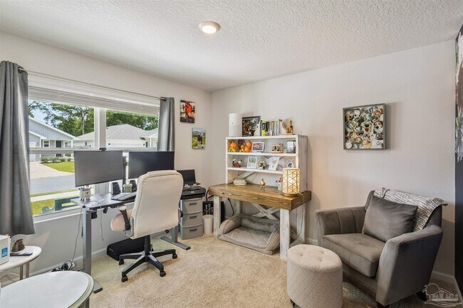 Building Photo - 5260 Peach Dr