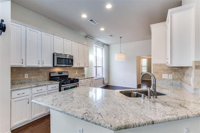 Building Photo - 3309 Edgewater Dr