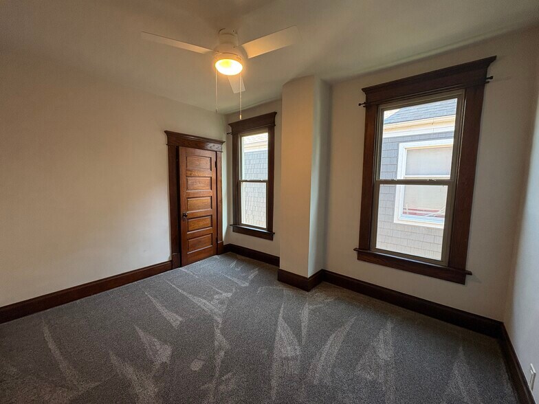 Bedroom 2 - 67 E Maynard Ave