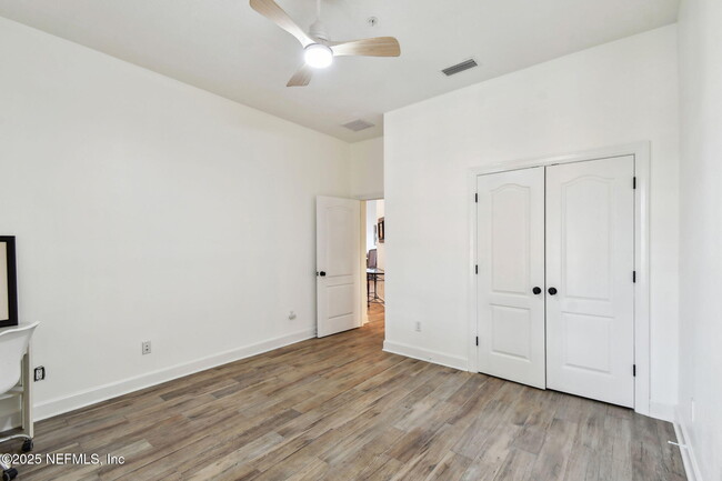 Building Photo - 13846 Atlantic Blvd