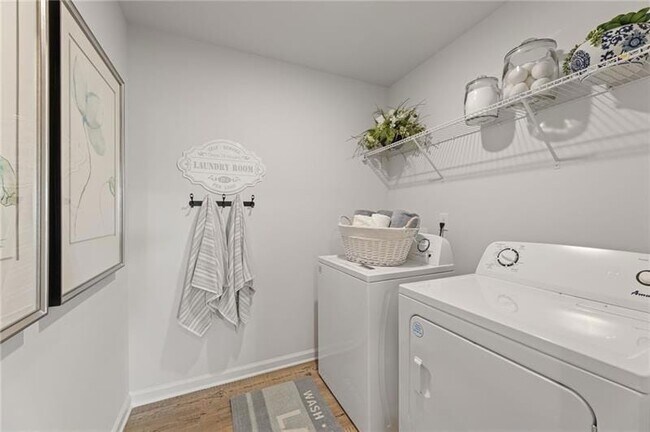 Building Photo - 36 Summerwood Ln