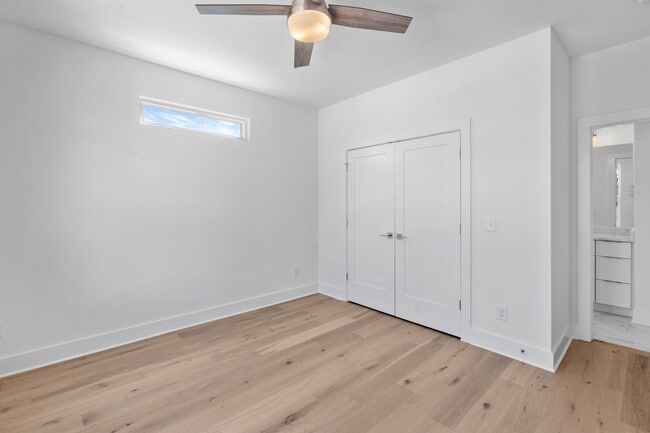 Building Photo - 3203 Resha Ln