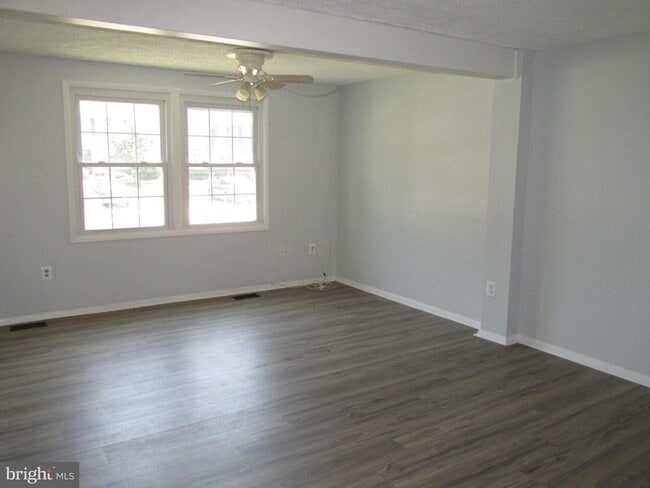 Building Photo - 4906 Berryhill Cir