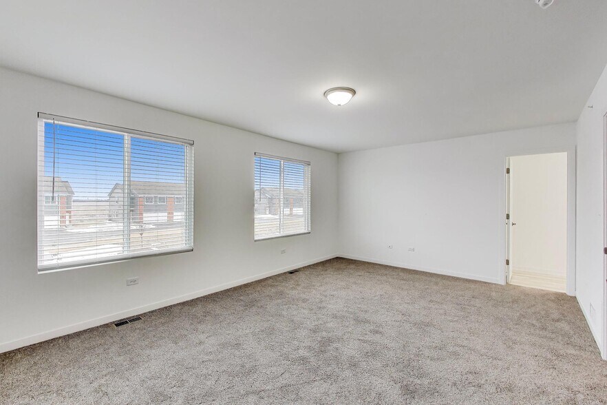 Building Photo - 1234 Gillespie Ln