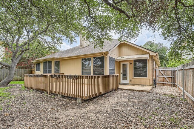 Building Photo - 3217 Tehama Ct