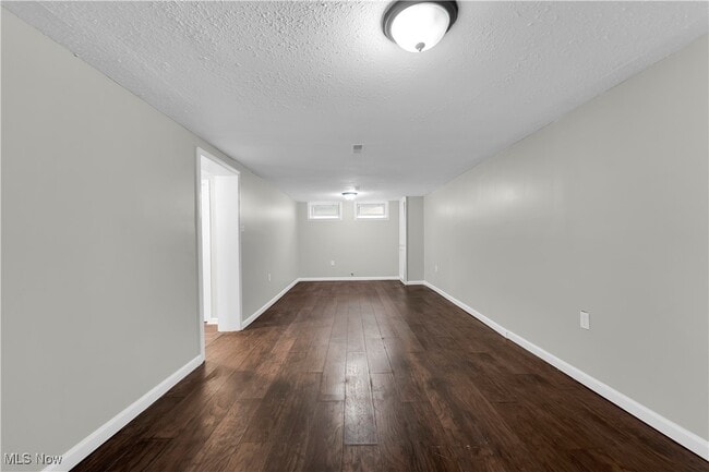 Building Photo - 4762 E 88th St