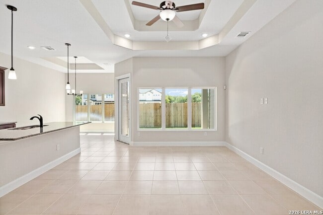 Building Photo - 405 Park Cir