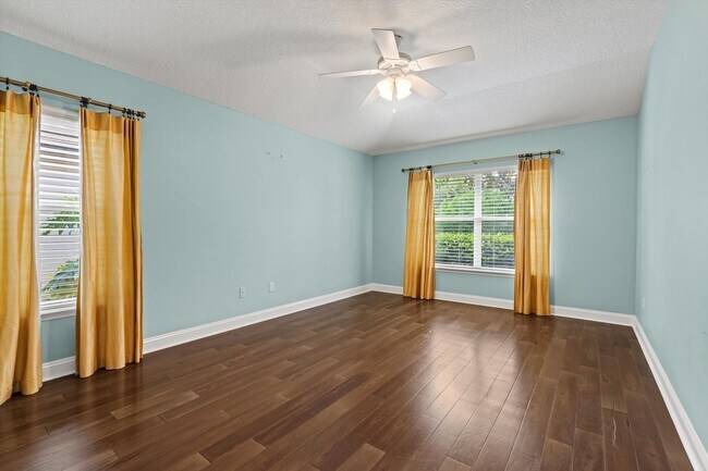 Building Photo - 293 Edge of Woods Rd