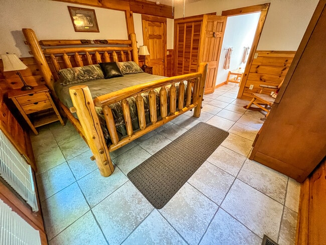 Building Photo - 169 Dream Mountain Rd