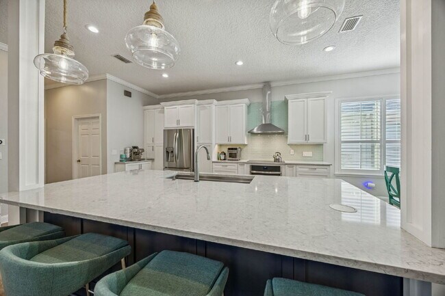 Building Photo - Coastal Living Just 2 Blocks from the Beach | Gated Community + Resort Amenities