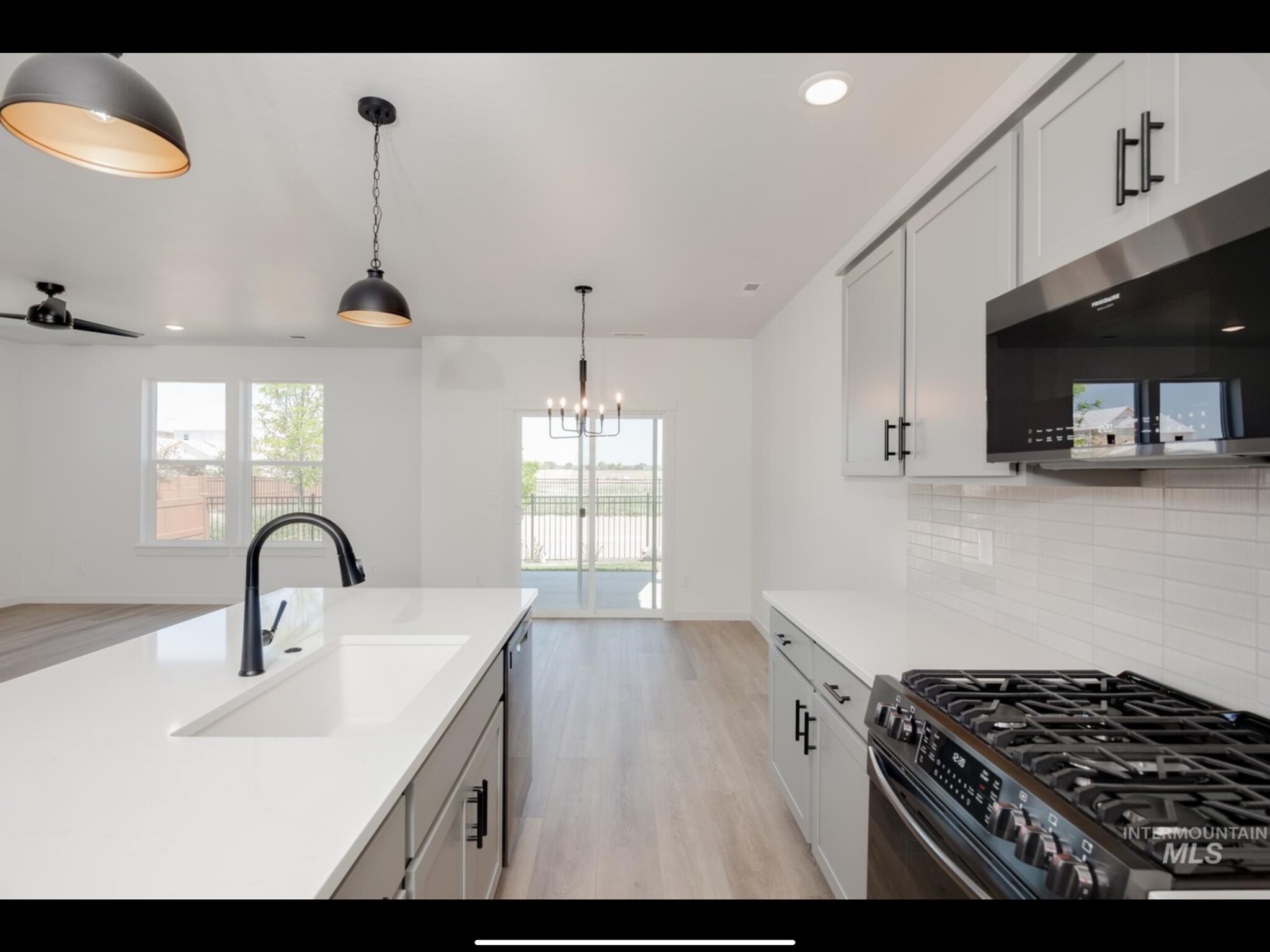 Building Photo - 7148 W Riverwood St