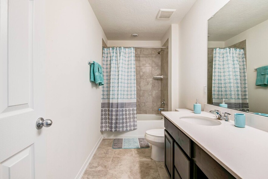 Bathroom 1 (View 1) - 23314 Stahl Creeks Ln