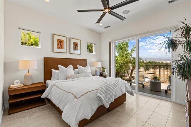 Building Photo - 446 Fountain Dr