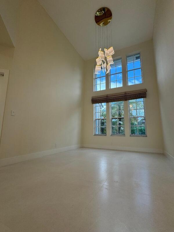 Building Photo - 7686 La Corniche Cir