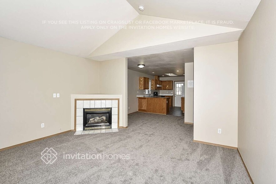 Building Photo - 20213 13th Ave Ct E