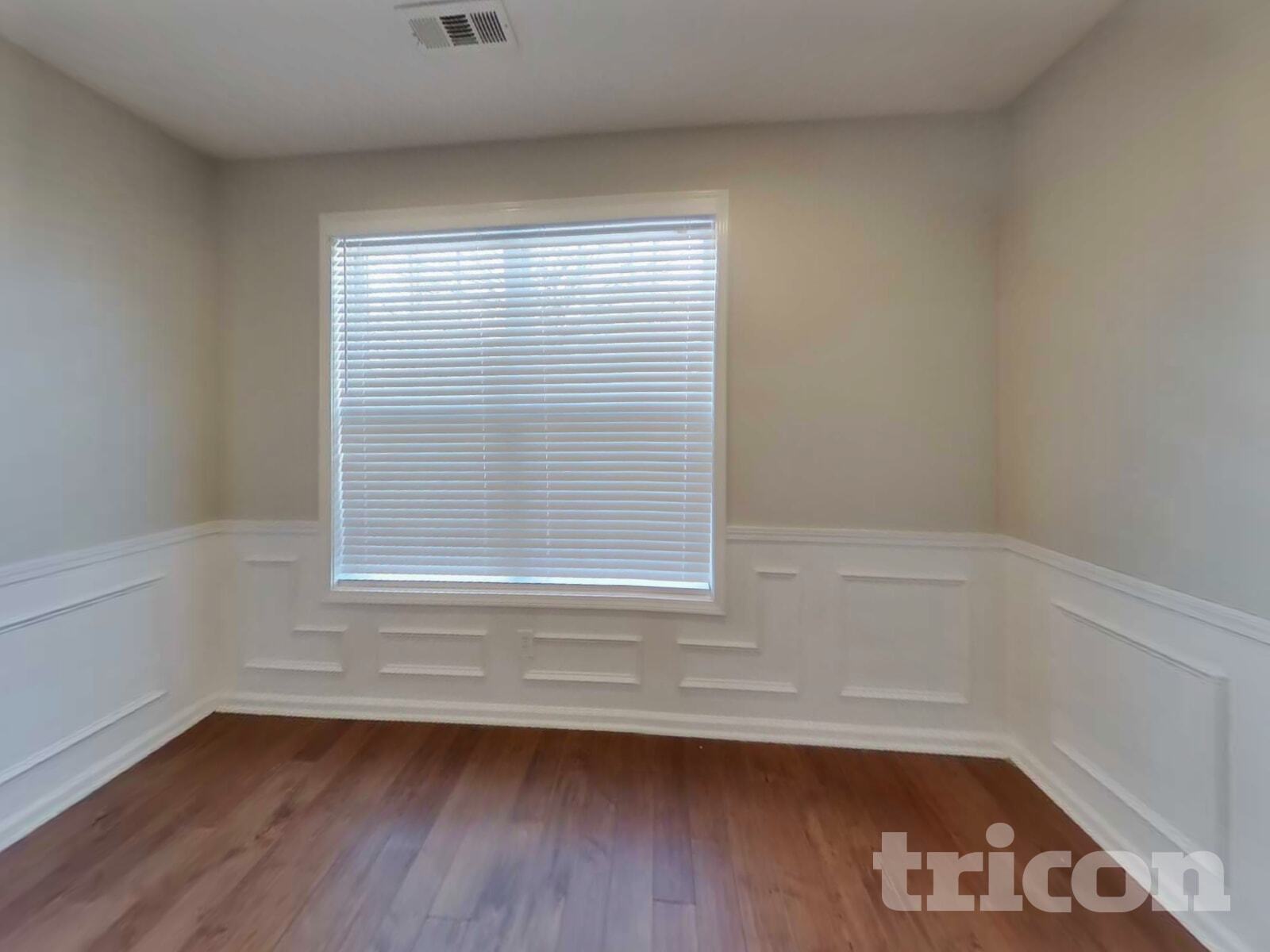 Building Photo - 341 Revolution Dr