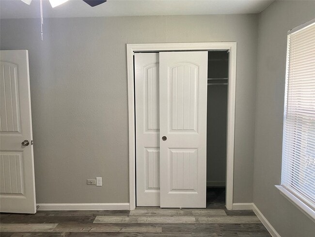Building Photo - 5300 Jason Dr