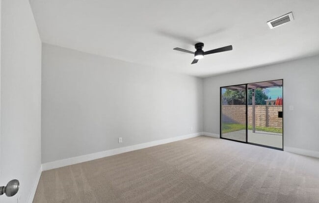 Building Photo - 25443 Vía Labrada