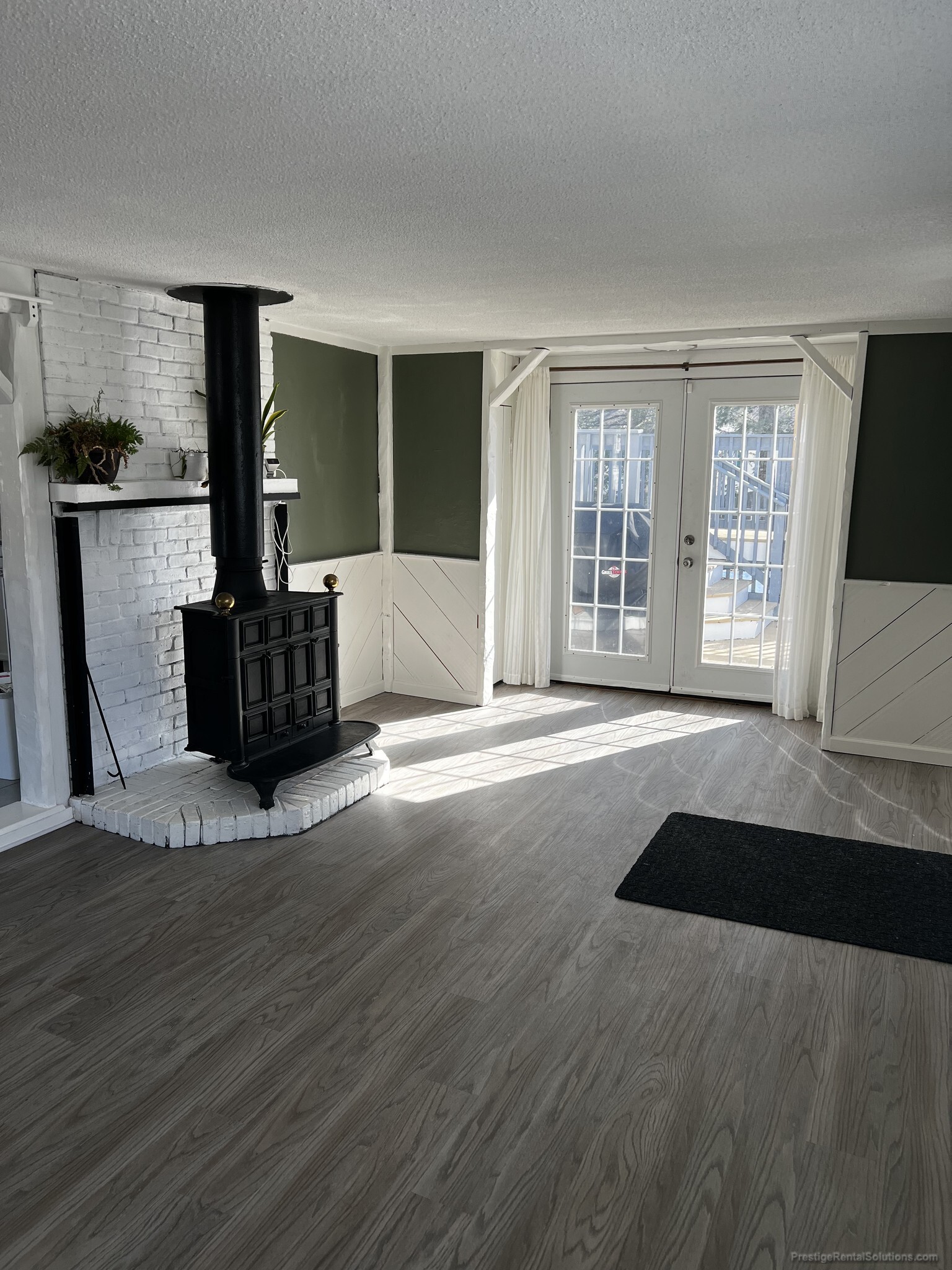 Building Photo - 61 Eugene St