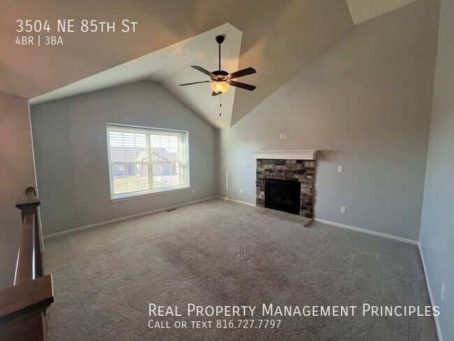Building Photo - 3504 NE 85th St