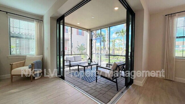 Building Photo - 15319 Lucerna St