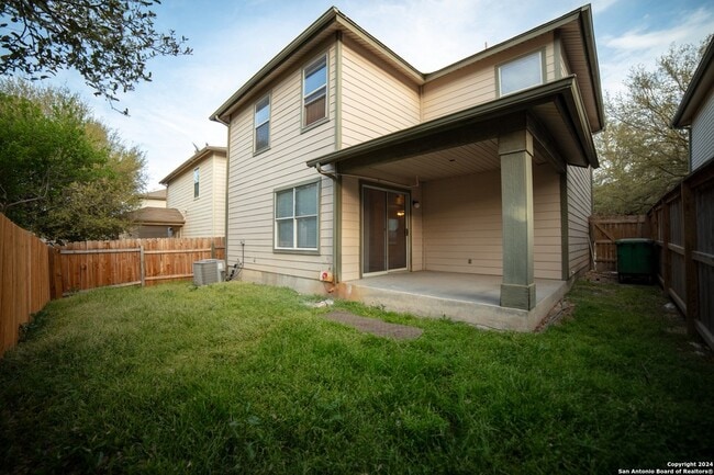 Building Photo - 4935 Ancient Elm