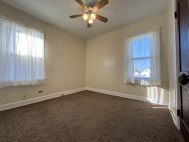 Building Photo - 4406 Gifford Ave